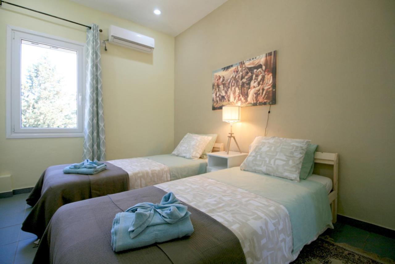 Seaside, Relaxing Family House With Playground! Villa Lavrys 4 Marathi  Exterior foto